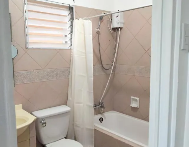 Vacation Town House Near Mactan Cebu Airport Holiday home *