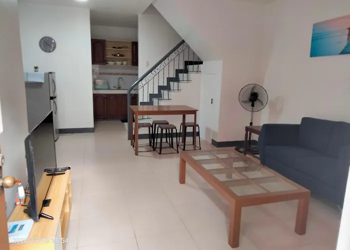 Vacation Town House Near Mactan Cebu Airport Holiday home Lapu-Lapu City